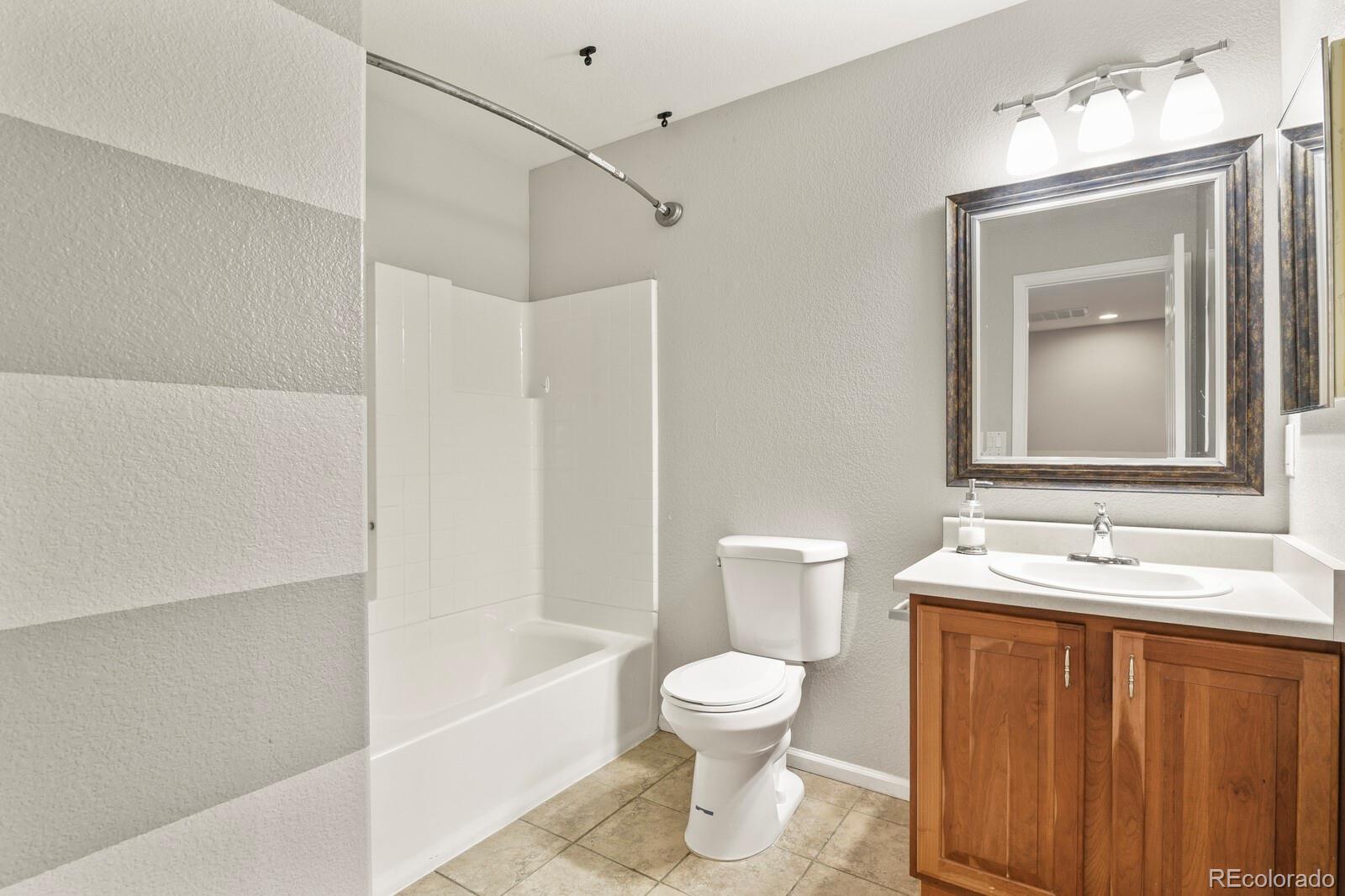 MLS Image #18 for 5453 s quatar court,aurora, Colorado