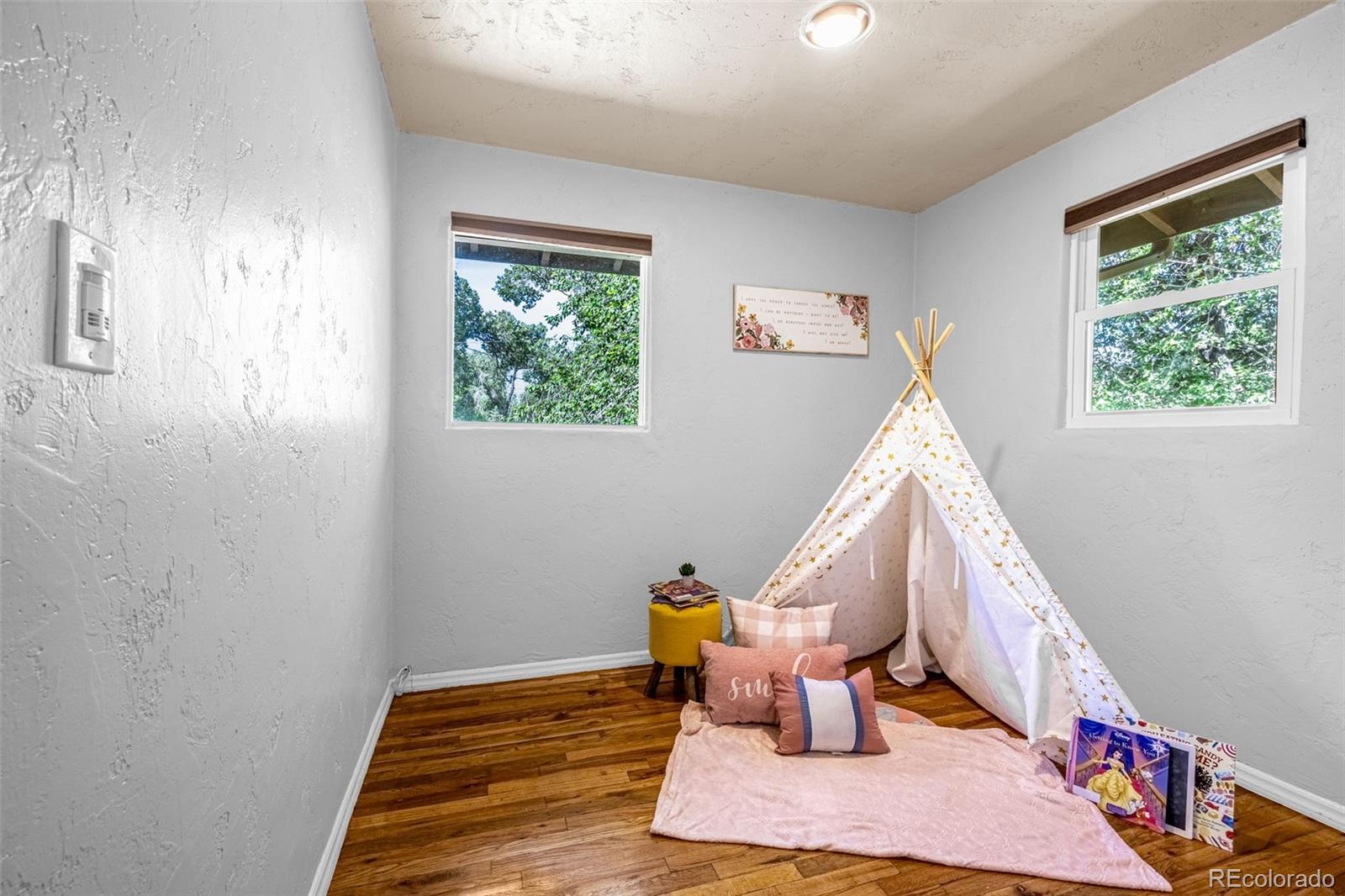 MLS Image #19 for 412  yucca drive,colorado springs, Colorado