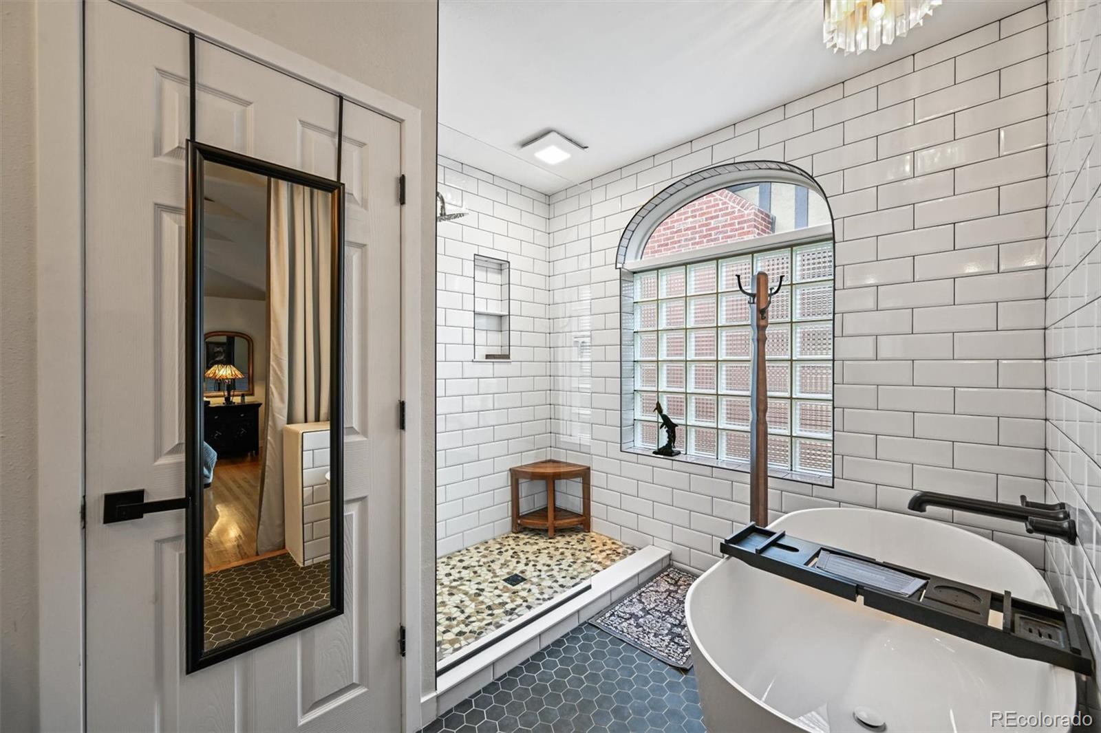 MLS Image #16 for 1414 s vine street,denver, Colorado