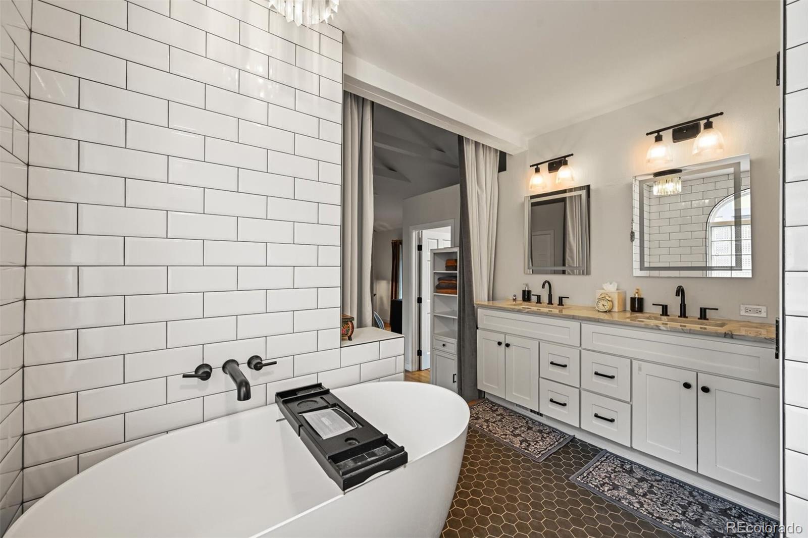 MLS Image #17 for 1414 s vine street,denver, Colorado