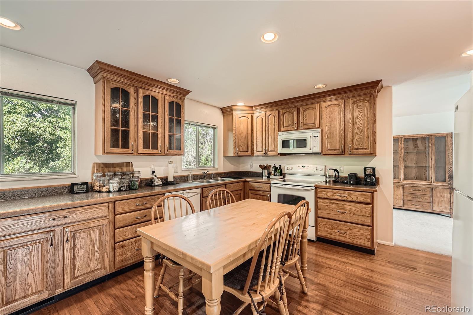 MLS Image #8 for 13934 w warren drive,lakewood, Colorado