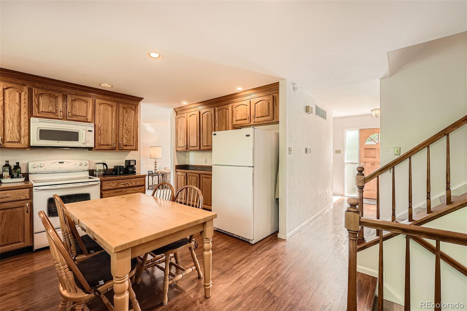 MLS Image #9 for 13934 w warren drive,lakewood, Colorado