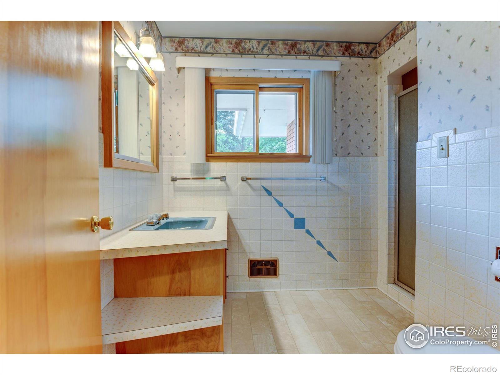 MLS Image #16 for 1217  cimmeron drive,loveland, Colorado