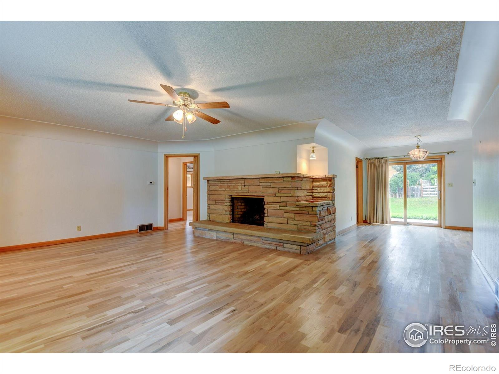 MLS Image #5 for 1217  cimmeron drive,loveland, Colorado