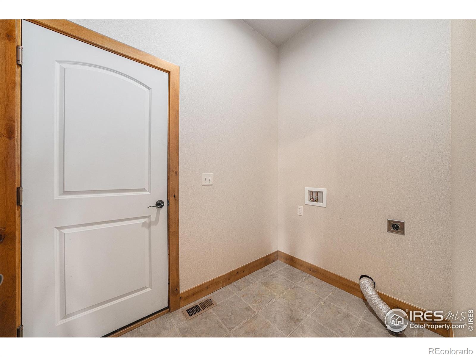 MLS Image #13 for 20199  leola way,eaton, Colorado