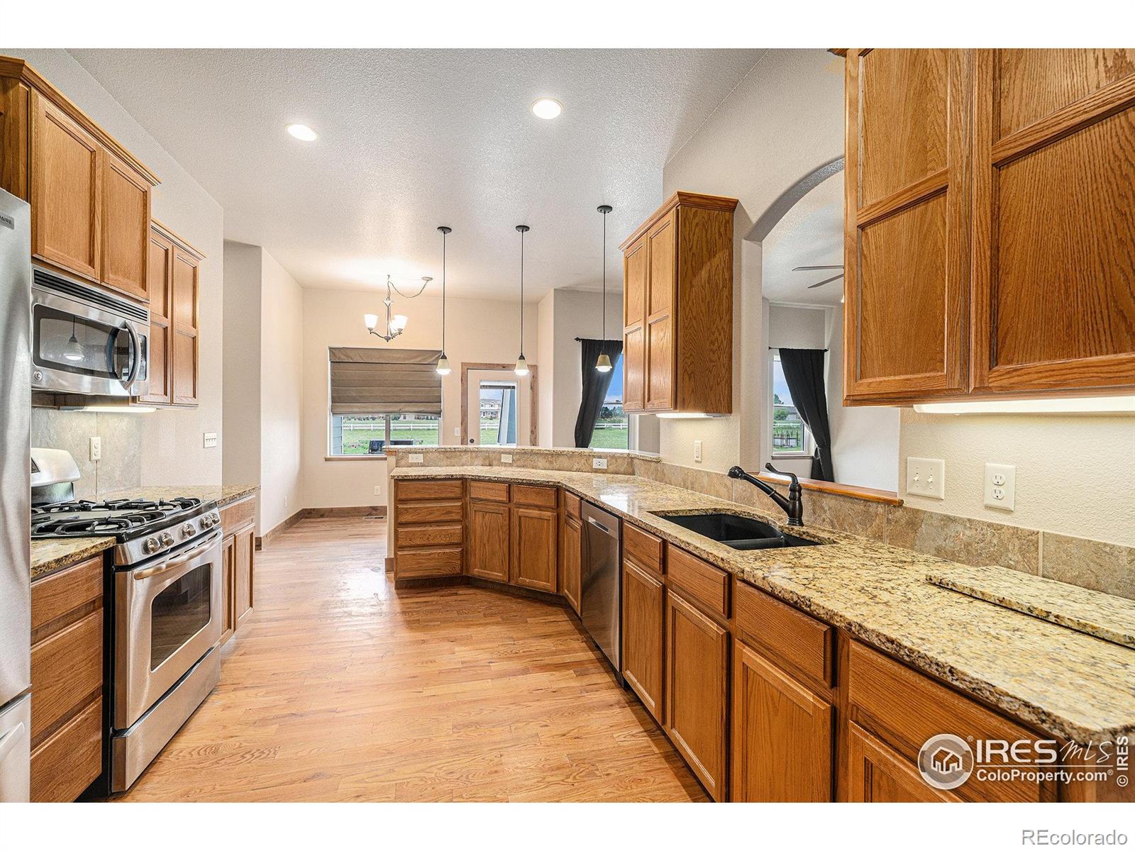 MLS Image #6 for 20199  leola way,eaton, Colorado
