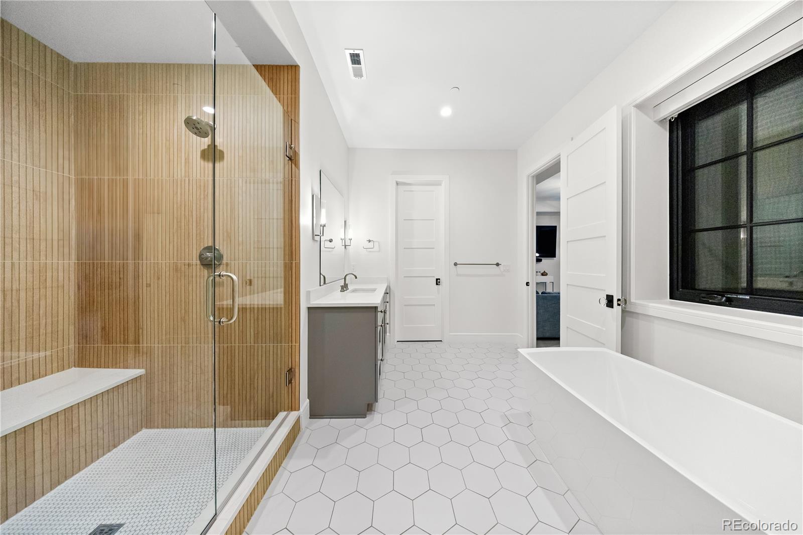 MLS Image #31 for 1136  castle pines drive,castle rock, Colorado