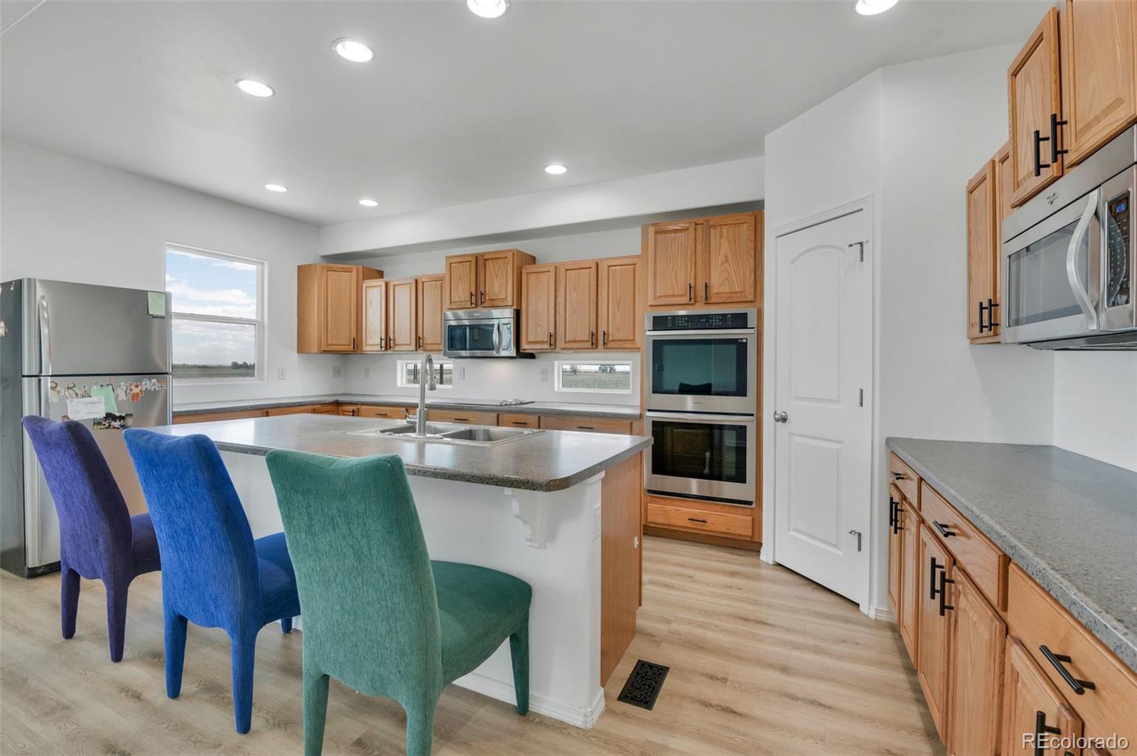 MLS Image #4 for 905  engleby drive,colorado springs, Colorado