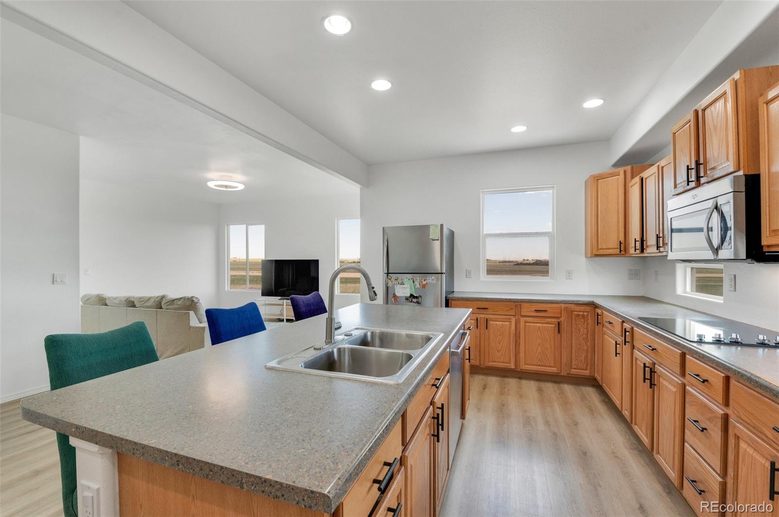 MLS Image #6 for 905  engleby drive,colorado springs, Colorado