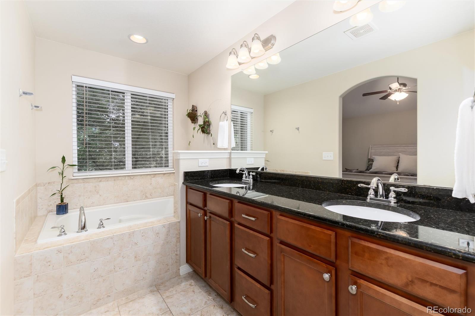 MLS Image #13 for 2746  stallion way,mead, Colorado