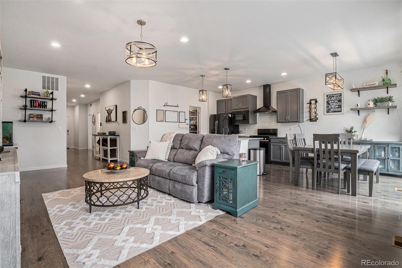 MLS Image #6 for 26787 e maple avenue,aurora, Colorado