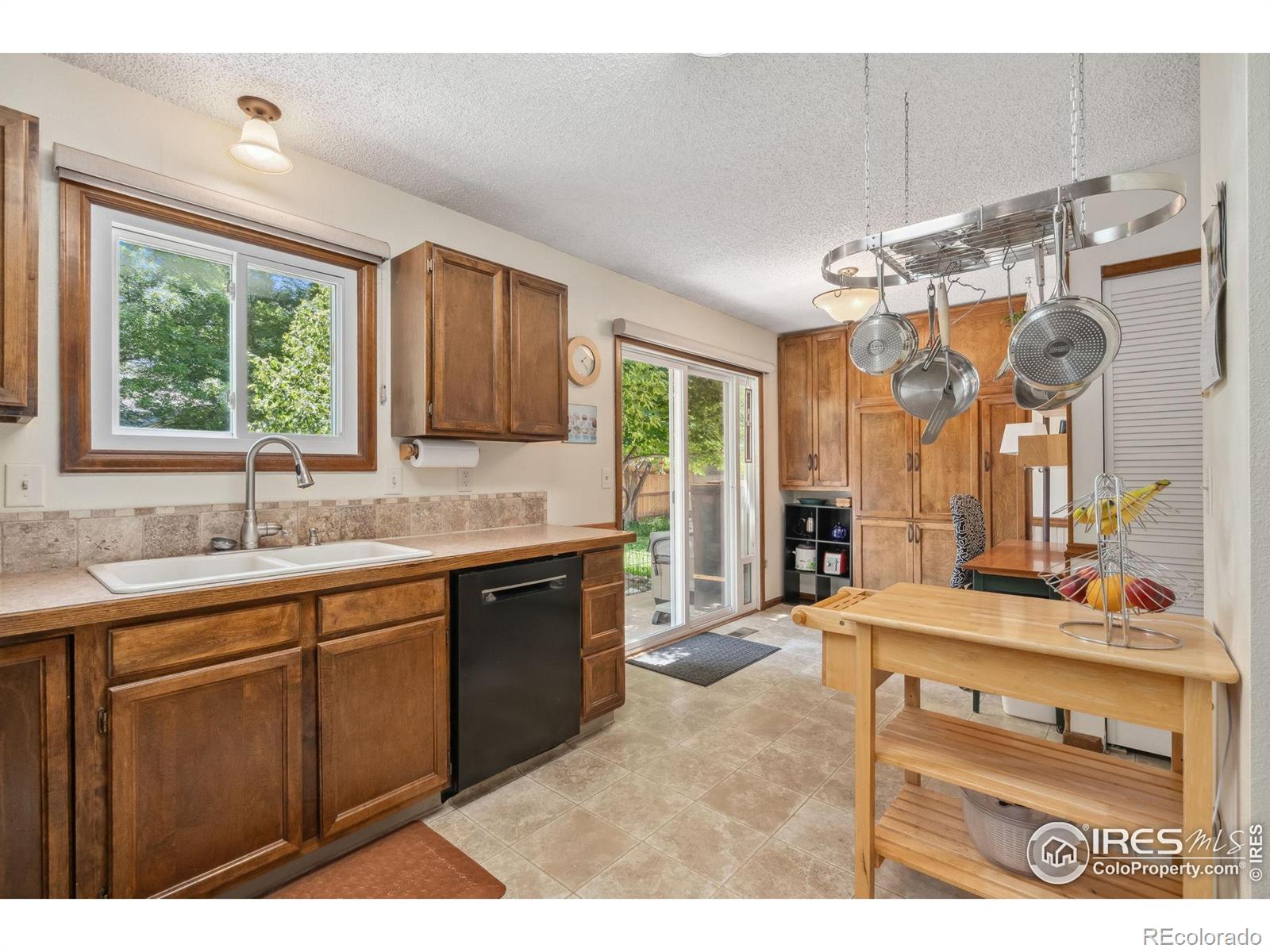 MLS Image #8 for 3907  conifer drive,loveland, Colorado