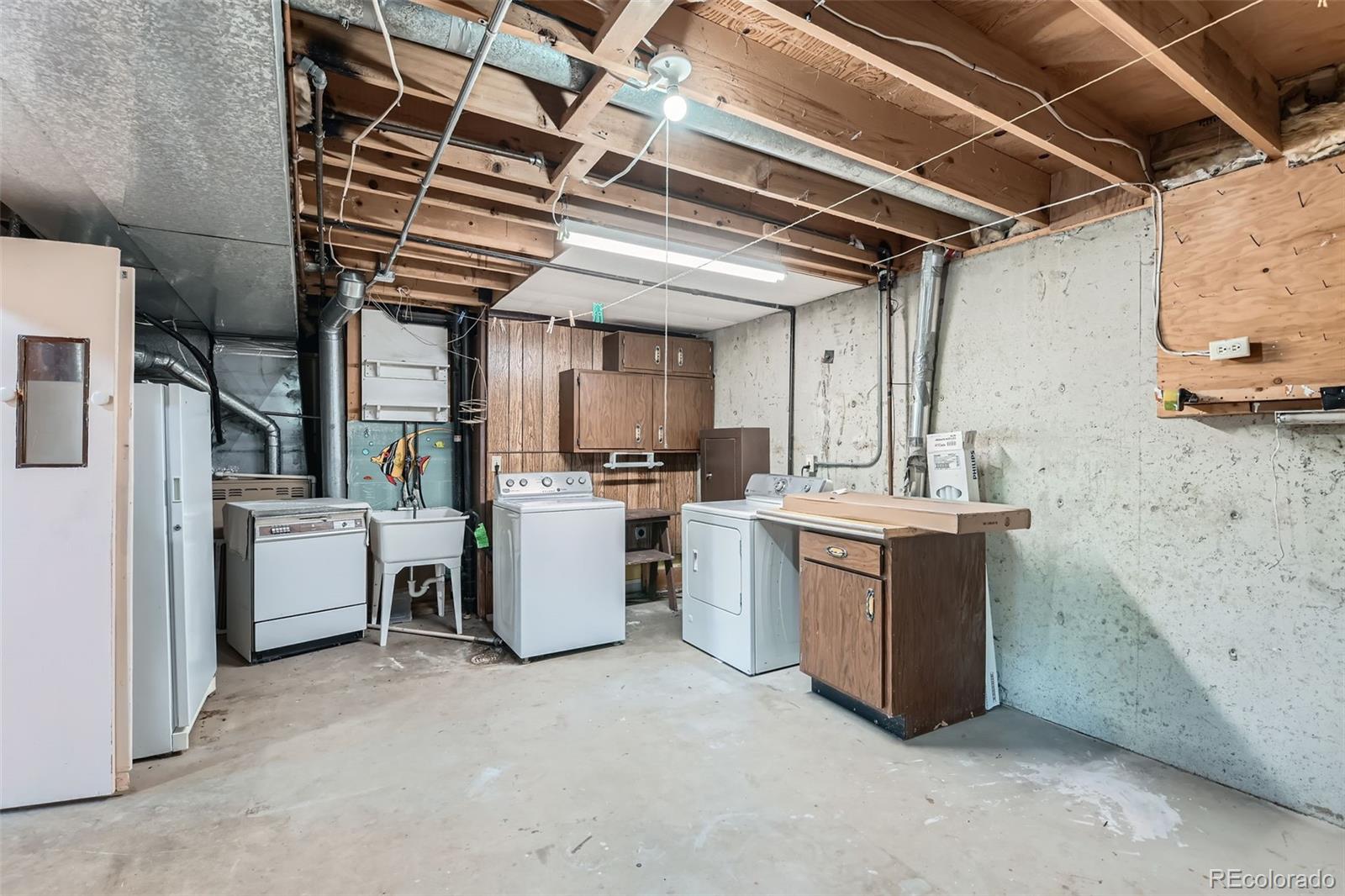 MLS Image #23 for 2122 s yank way,lakewood, Colorado