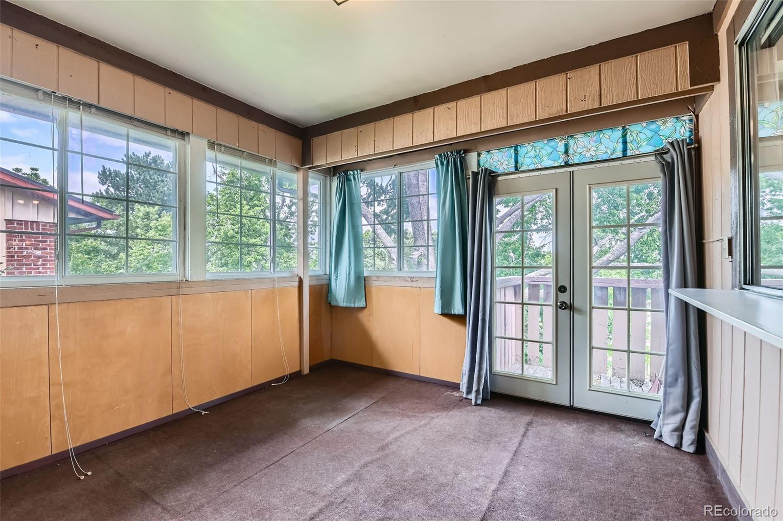 MLS Image #25 for 2122 s yank way,lakewood, Colorado