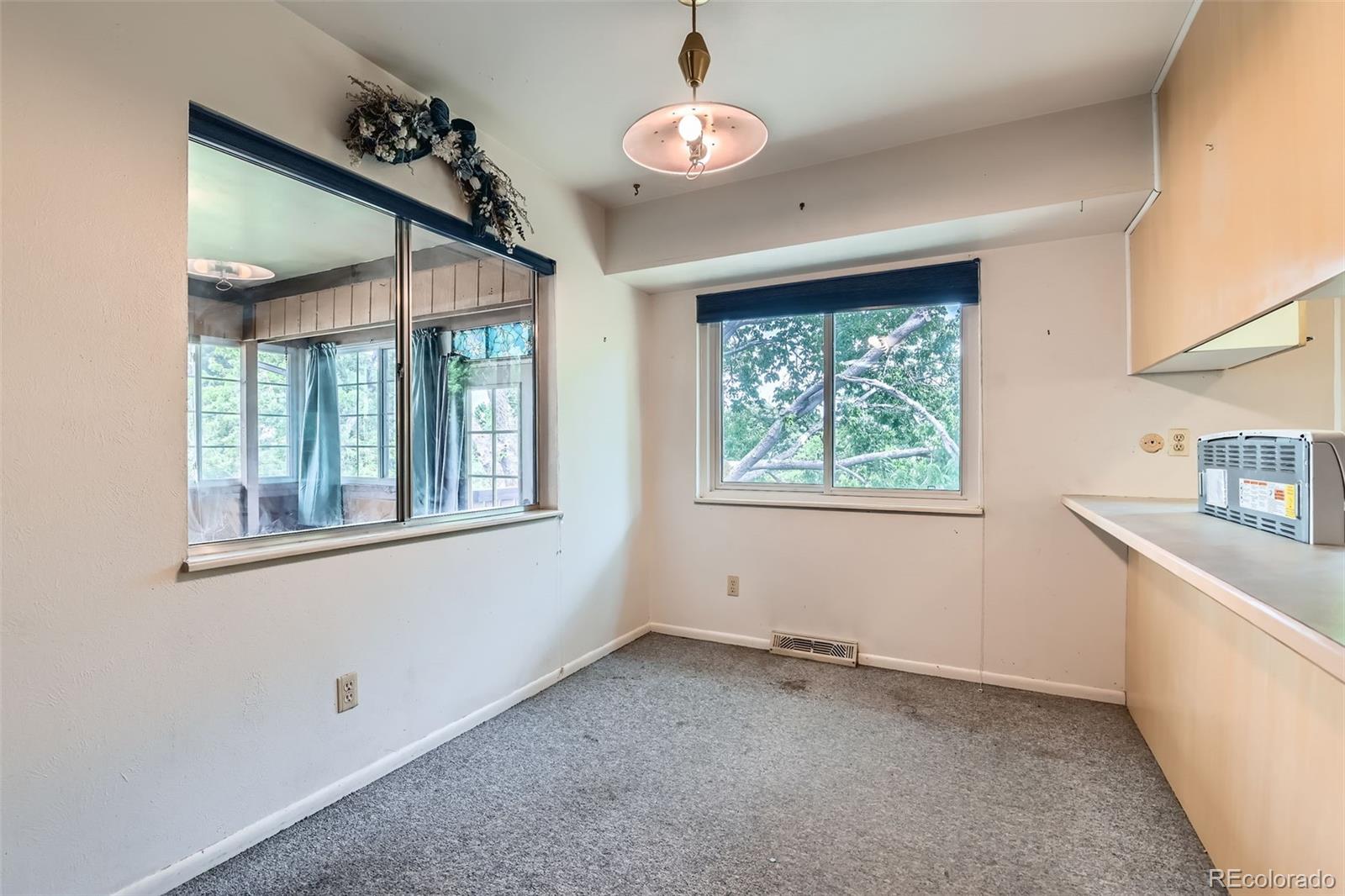 MLS Image #9 for 2122 s yank way,lakewood, Colorado