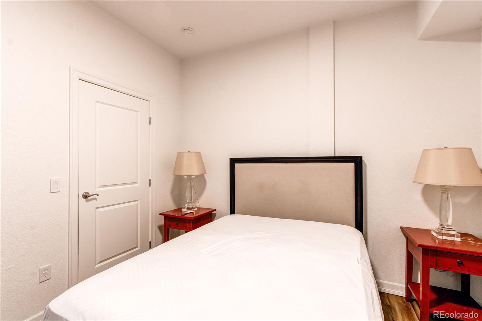 MLS Image #13 for 2200 s university boulevard,denver, Colorado