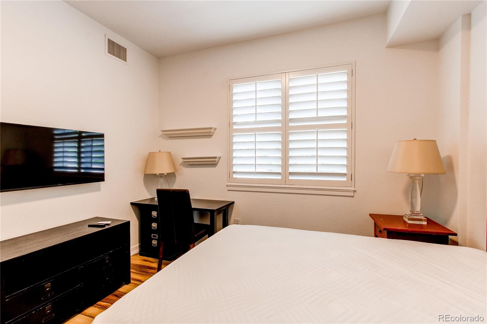 MLS Image #24 for 2200 s university boulevard,denver, Colorado