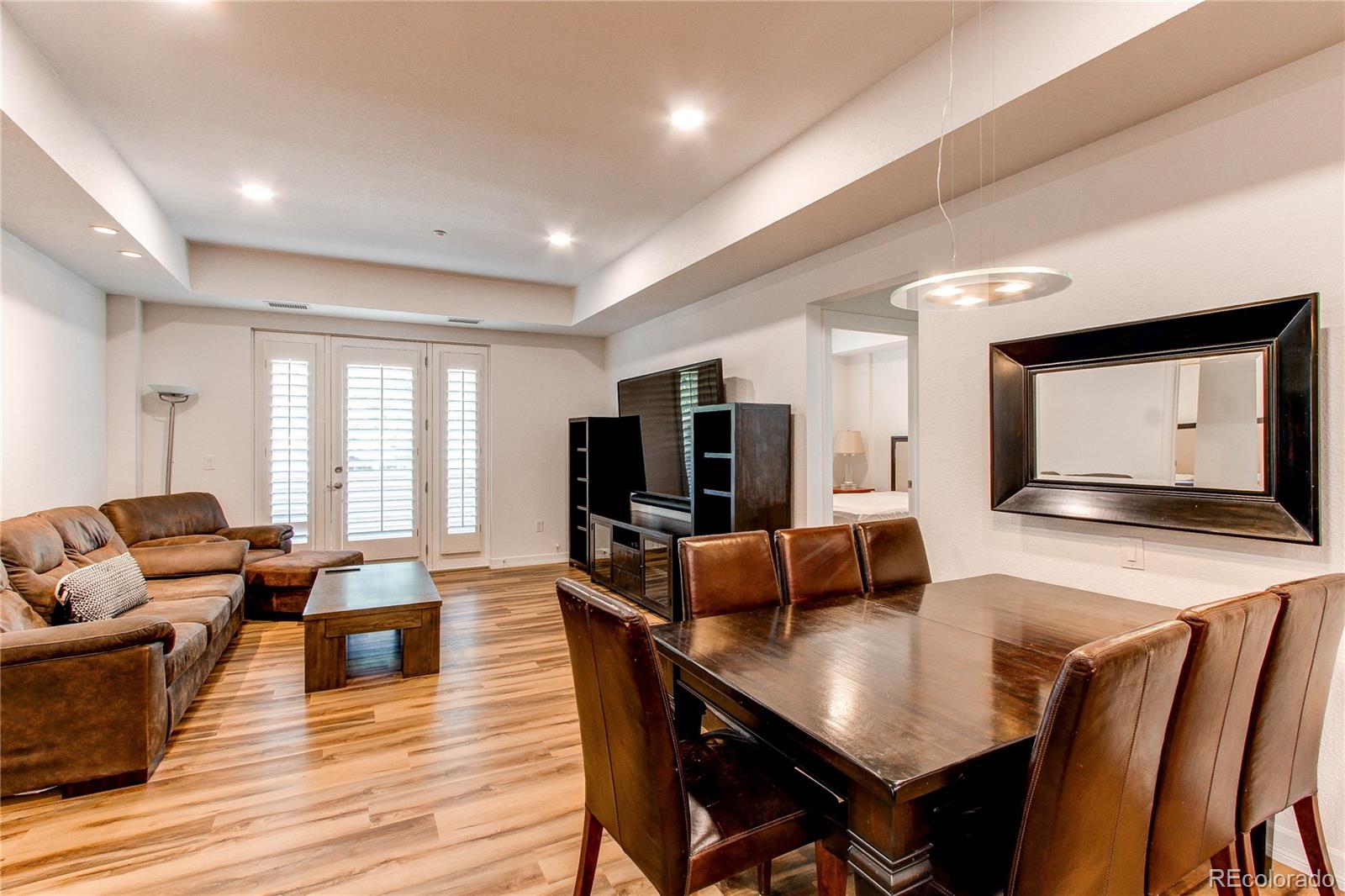MLS Image #3 for 2200 s university boulevard,denver, Colorado