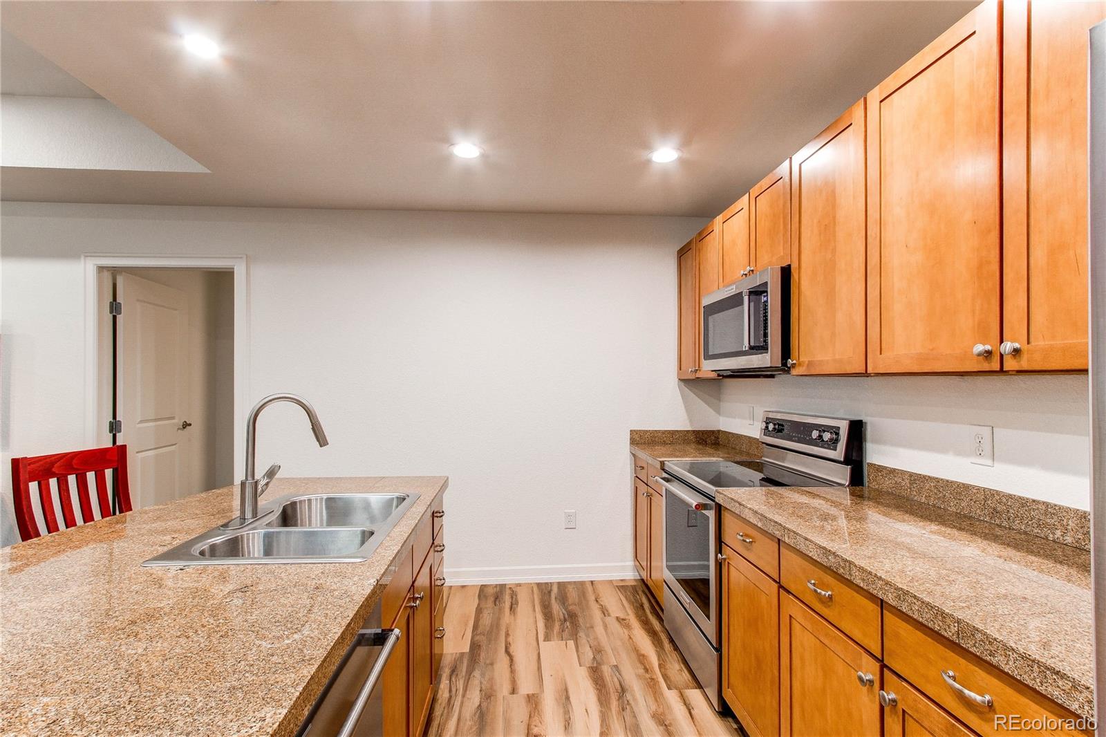 MLS Image #7 for 2200 s university boulevard,denver, Colorado