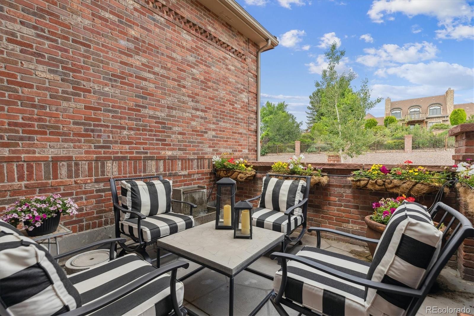 MLS Image #3 for 2587 s harlan court,lakewood, Colorado
