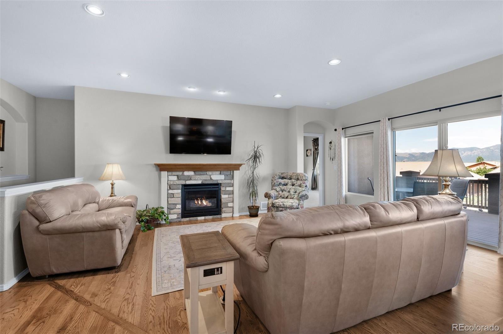 MLS Image #3 for 13901  penfold drive,colorado springs, Colorado