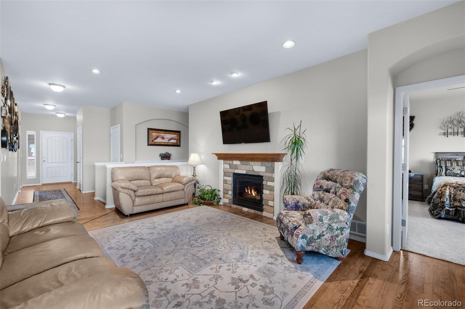 MLS Image #4 for 13901  penfold drive,colorado springs, Colorado