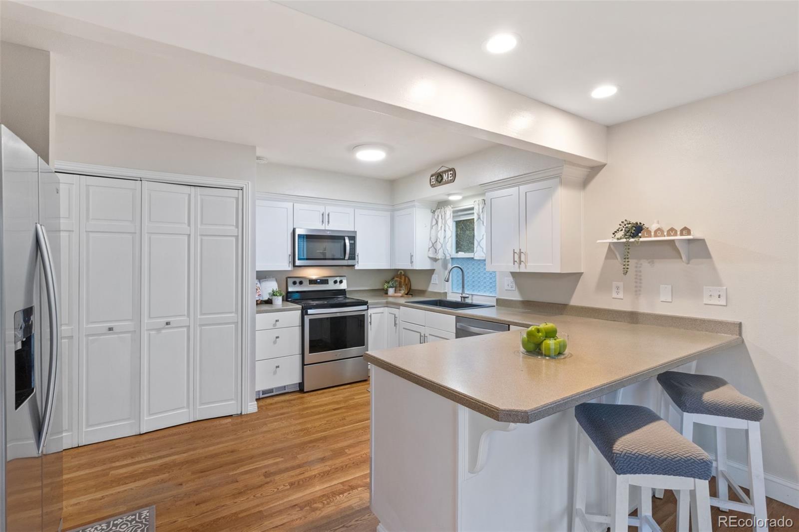 MLS Image #5 for 3615  birnamwood drive,colorado springs, Colorado