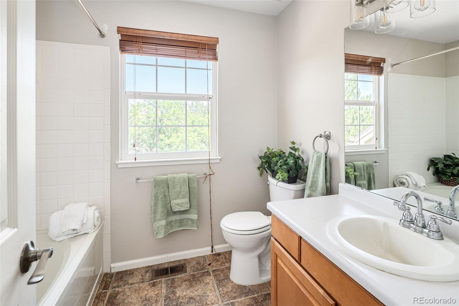 MLS Image #39 for 322 w jamison place,littleton, Colorado