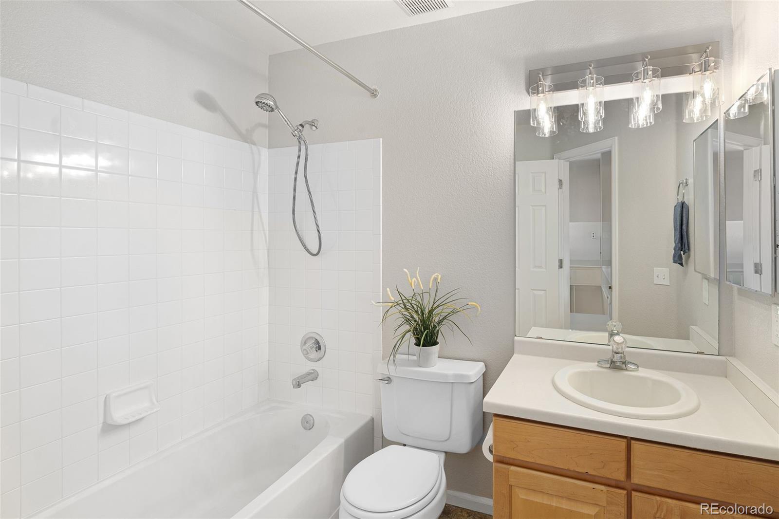 MLS Image #43 for 322 w jamison place,littleton, Colorado