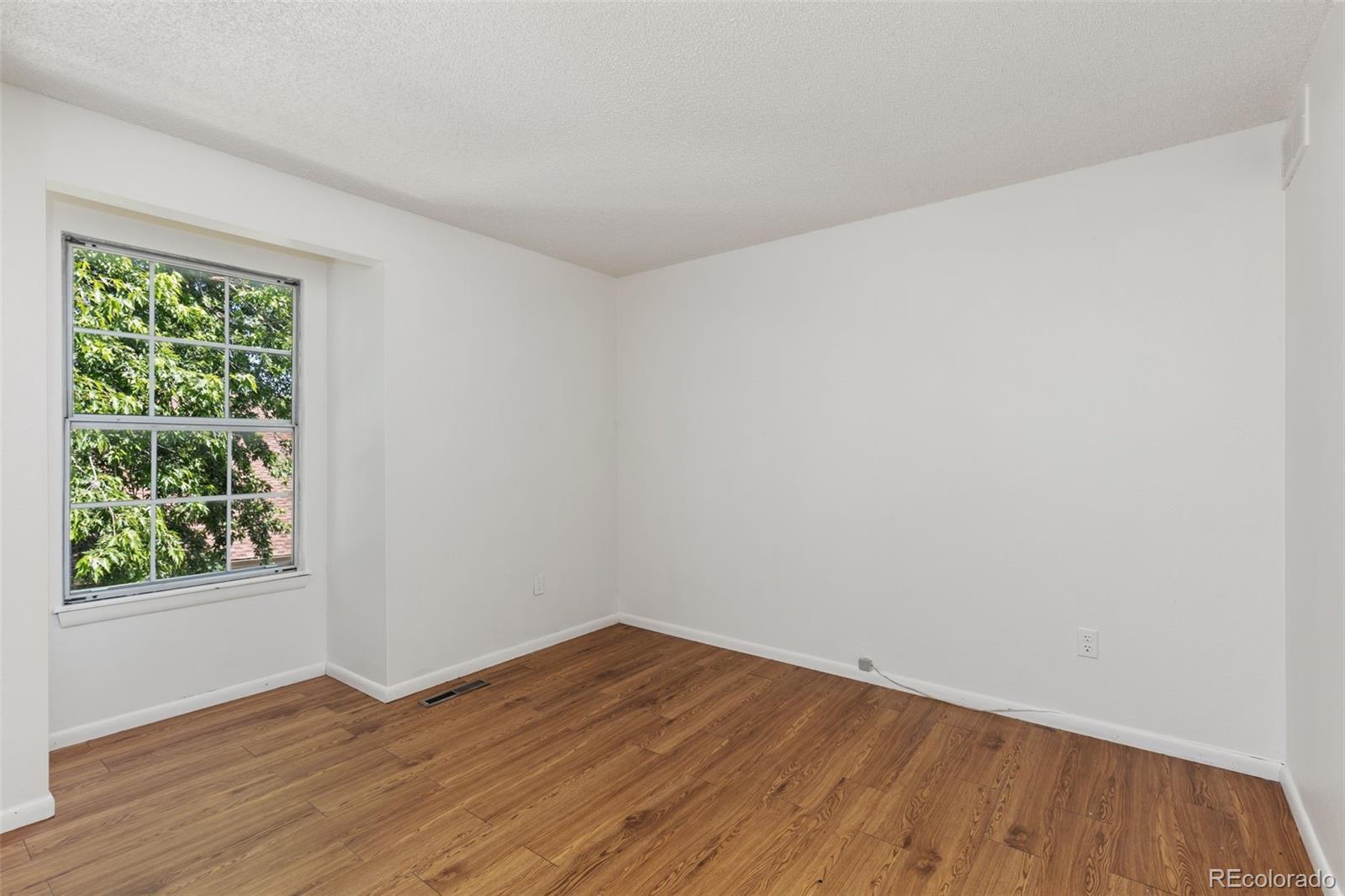 MLS Image #11 for 2013 s helena street b,aurora, Colorado