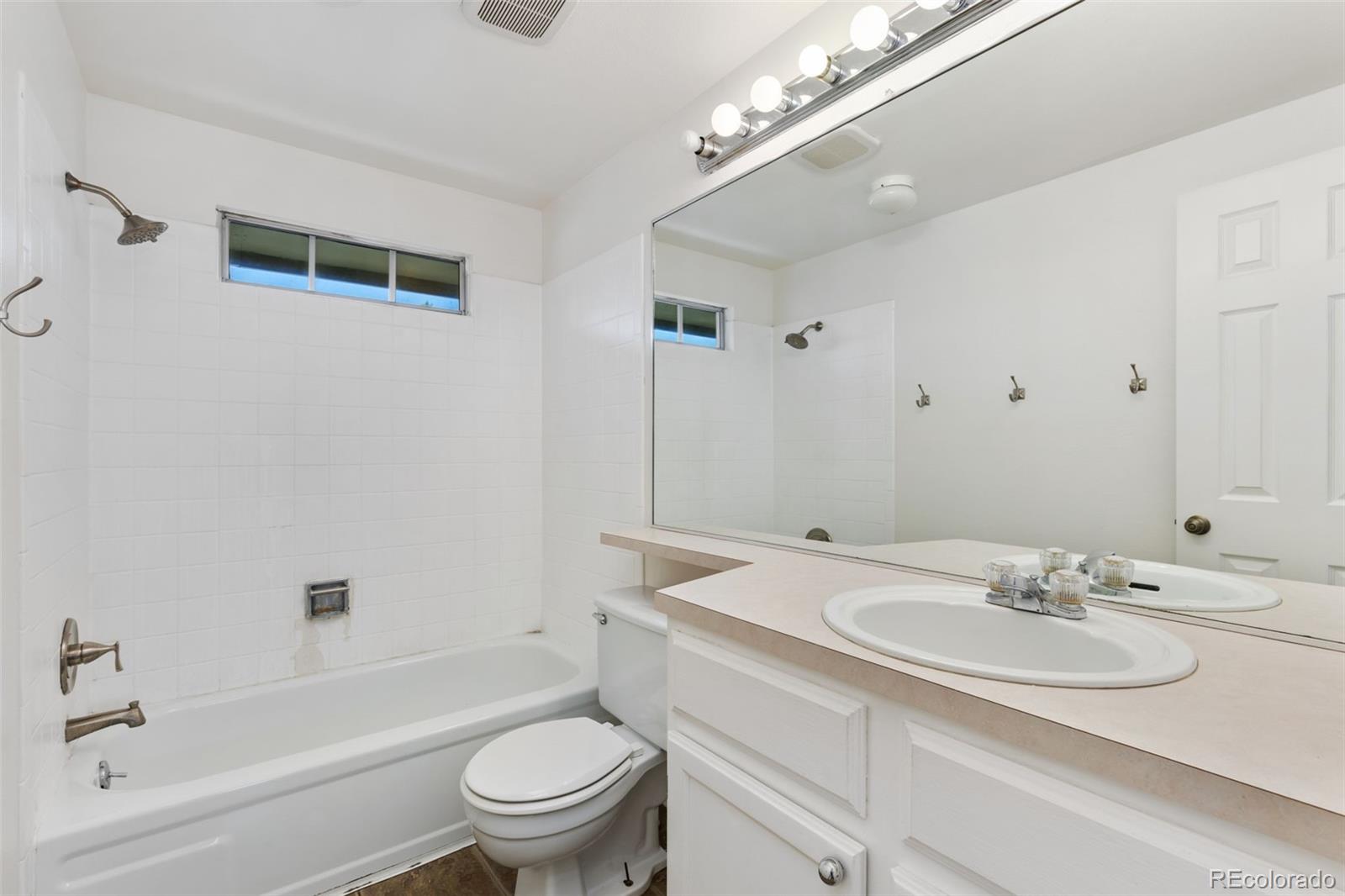 MLS Image #15 for 2013 s helena street b,aurora, Colorado