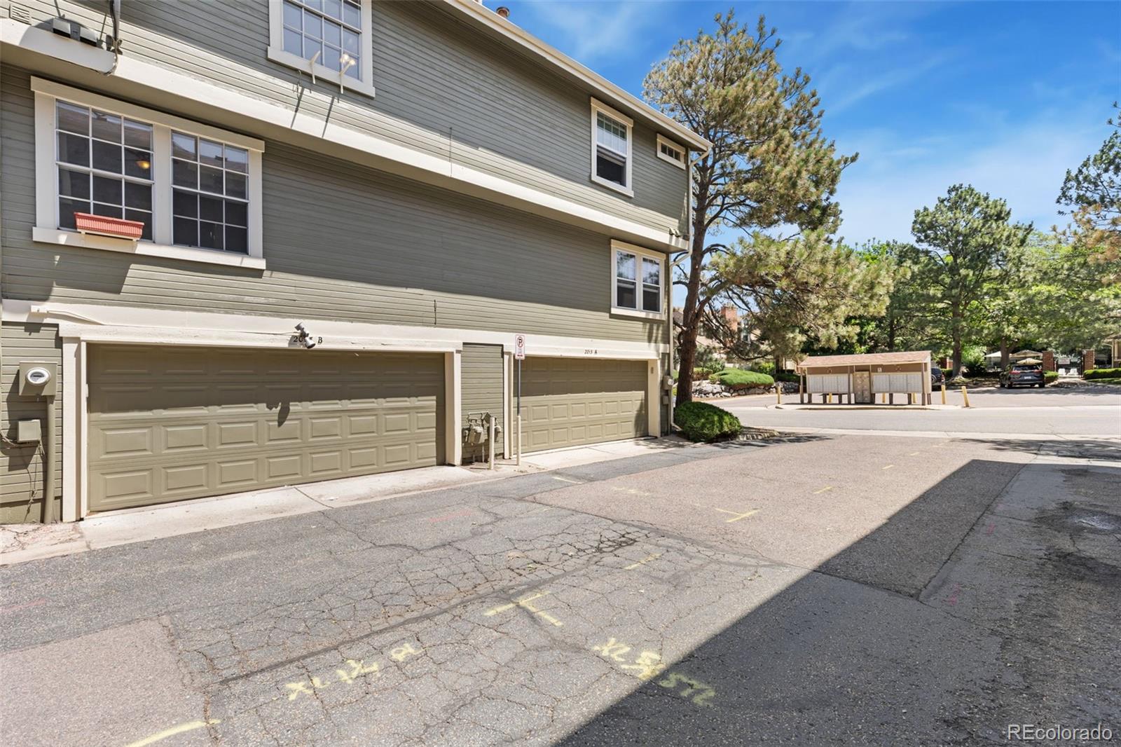 MLS Image #18 for 2013 s helena street b,aurora, Colorado