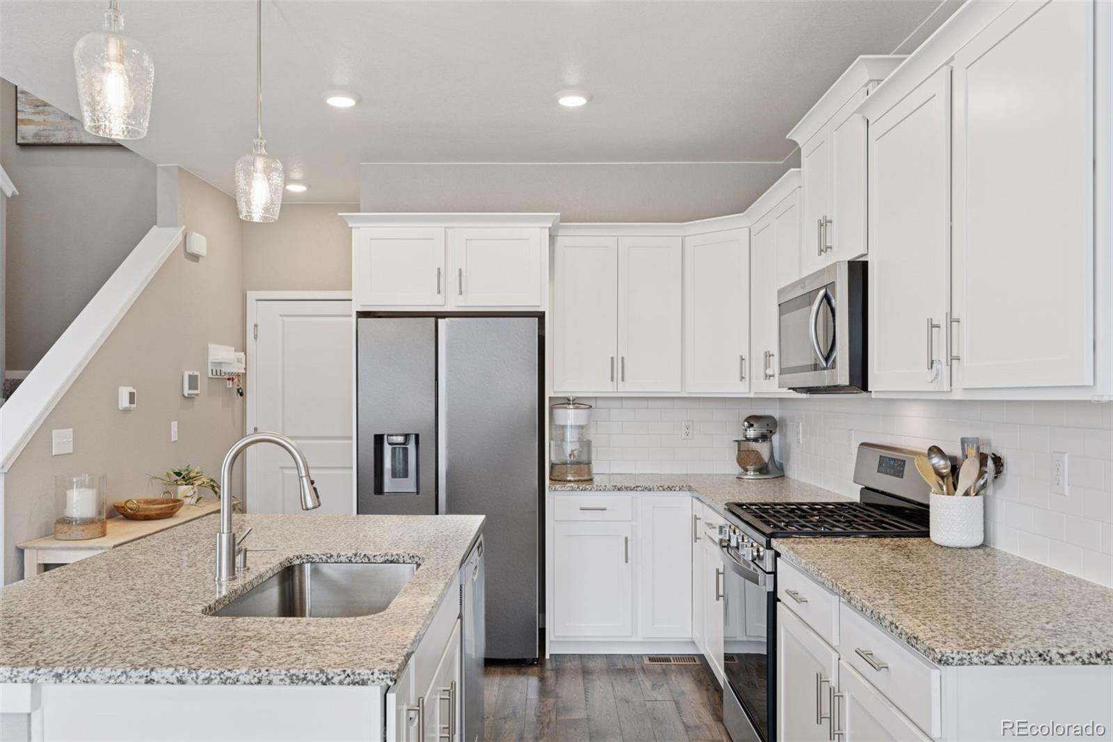 MLS Image #6 for 21823 e 8th avenue ,aurora, Colorado