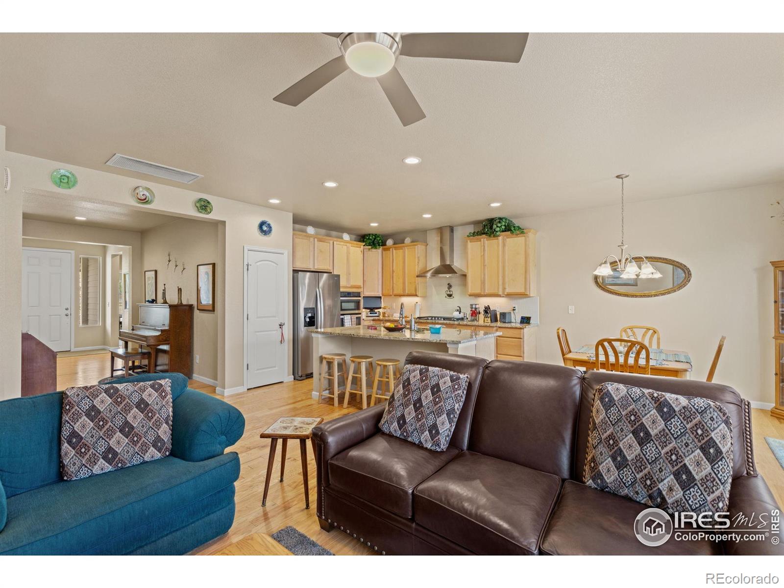 MLS Image #14 for 688  ten gallon drive,berthoud, Colorado