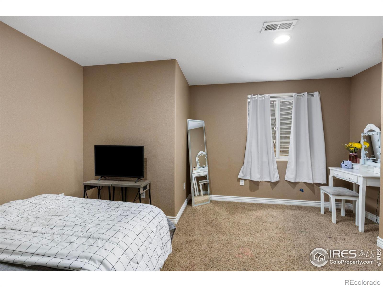 MLS Image #27 for 1854  chesapeake circle,johnstown, Colorado