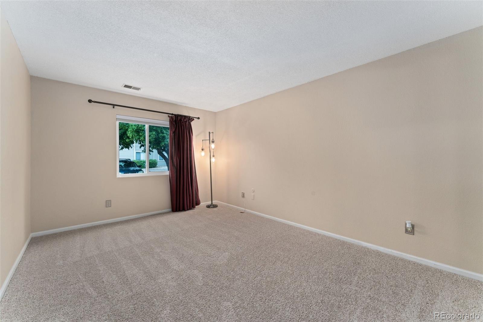 MLS Image #11 for 3600 s pierce street,denver, Colorado