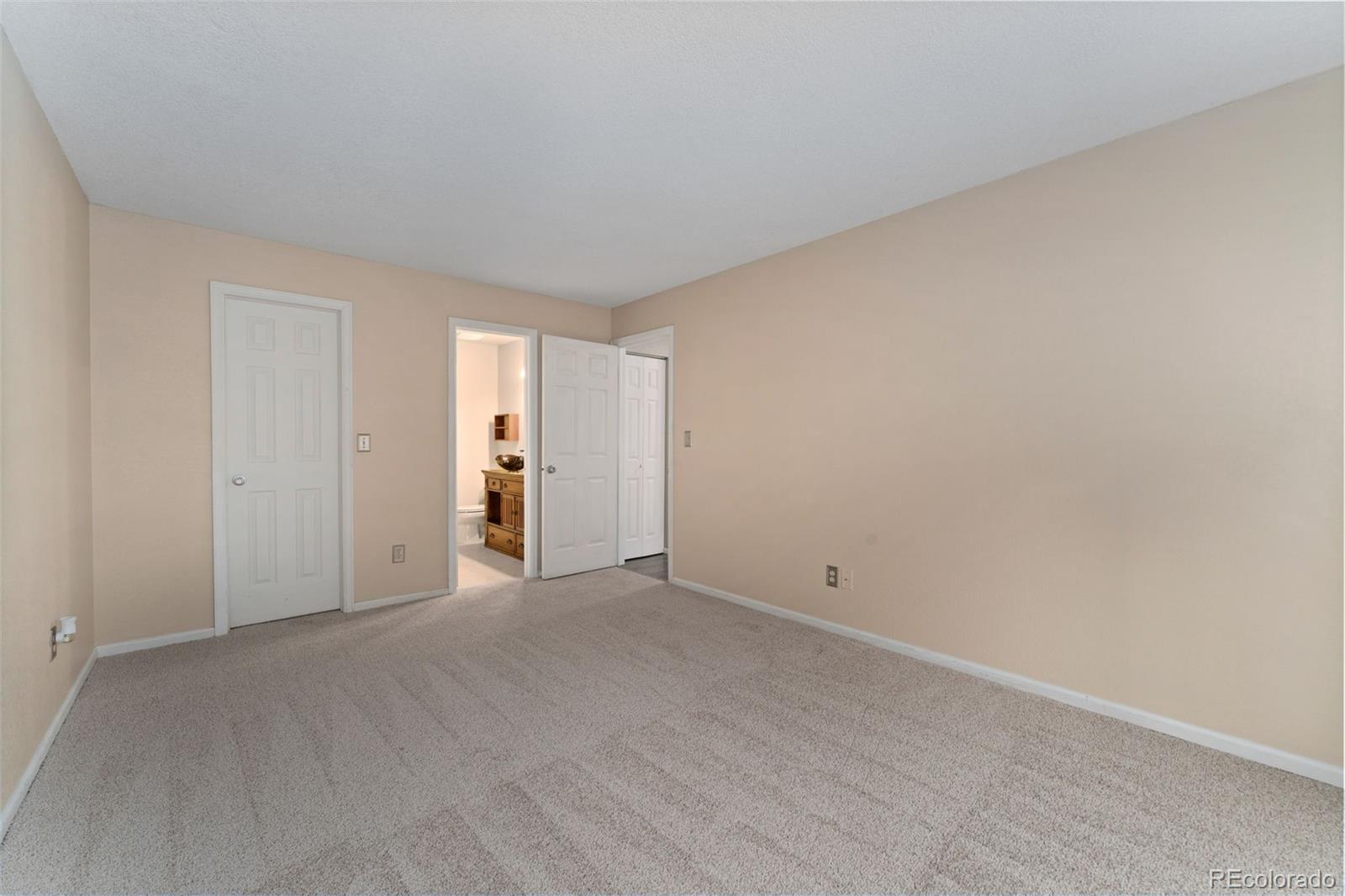 MLS Image #12 for 3600 s pierce street,denver, Colorado