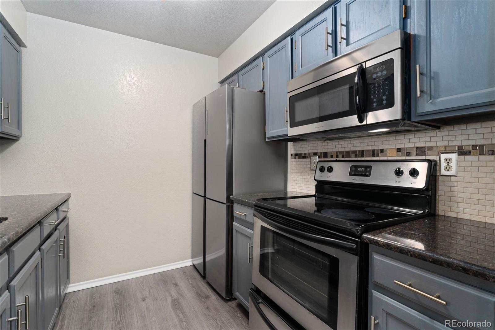 MLS Image #4 for 3600 s pierce street,denver, Colorado