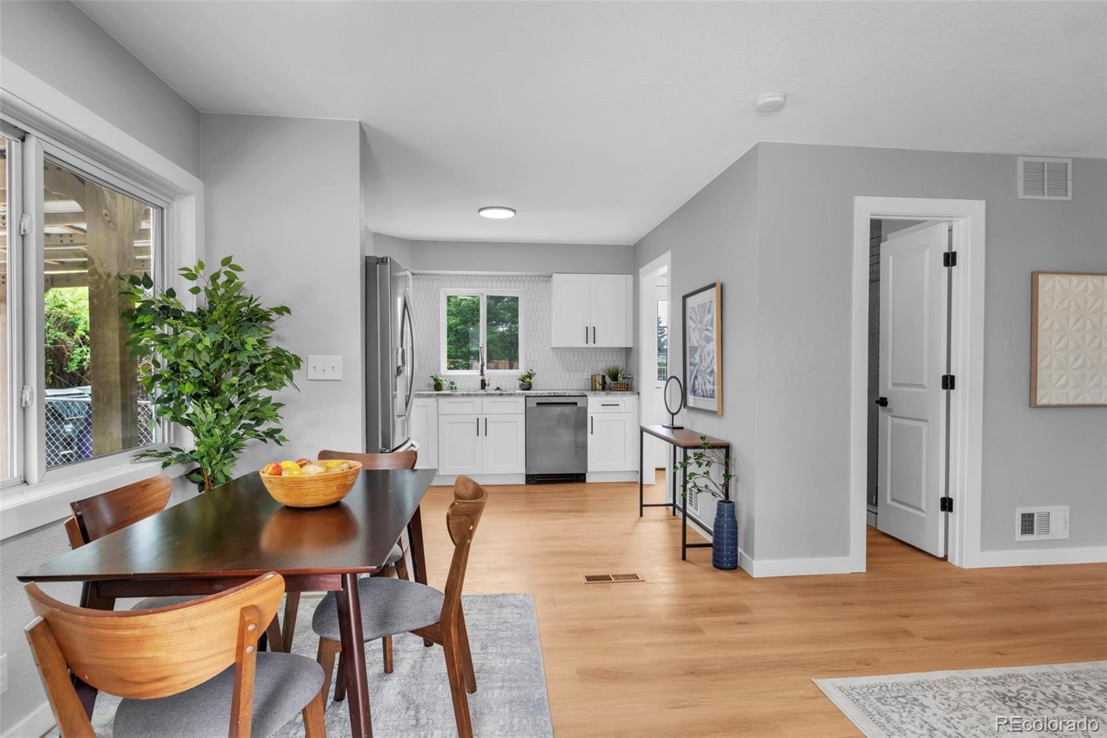 MLS Image #2 for 2735 s dahlia street,denver, Colorado