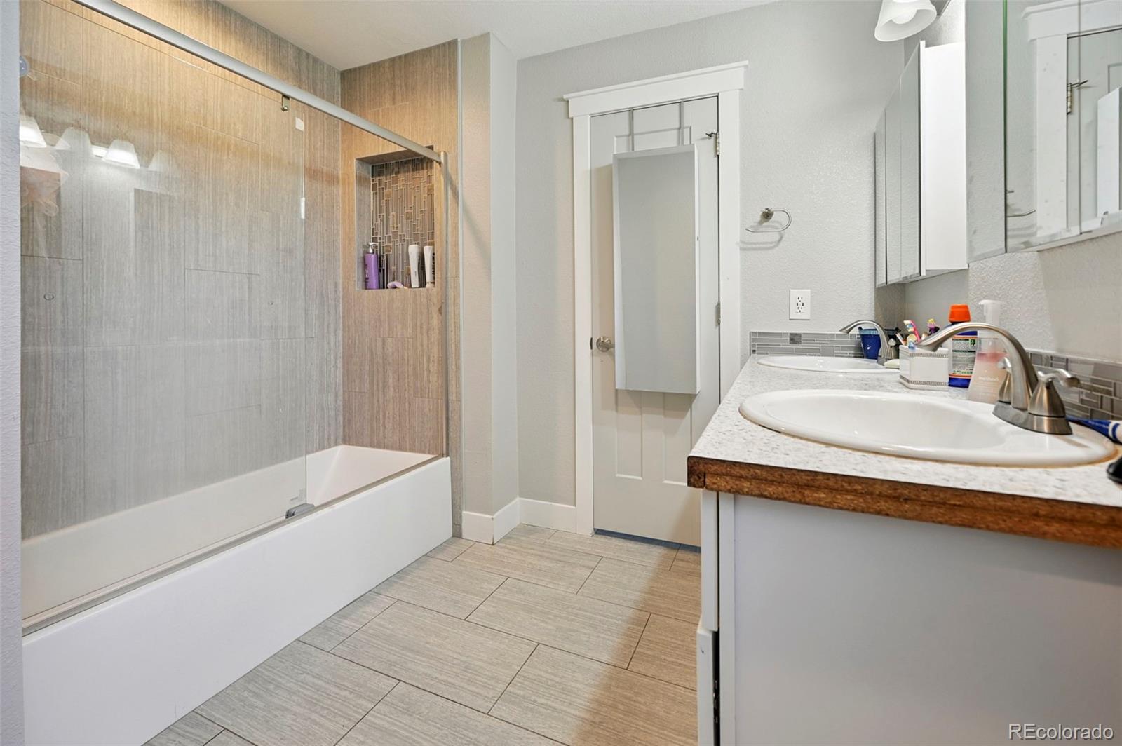 MLS Image #20 for 3340  afternoon circle,colorado springs, Colorado