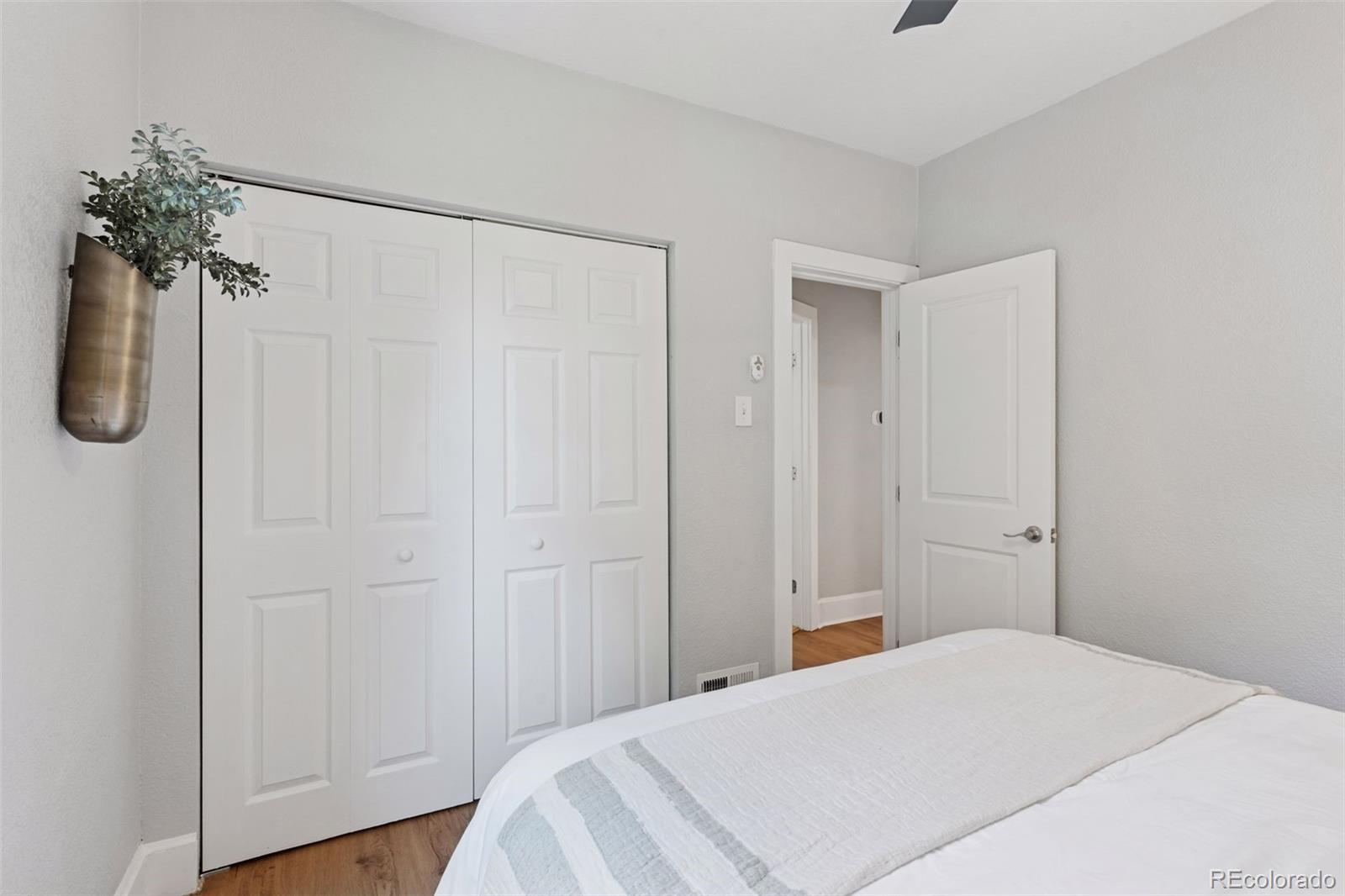 MLS Image #12 for 3976 s washington street,englewood, Colorado