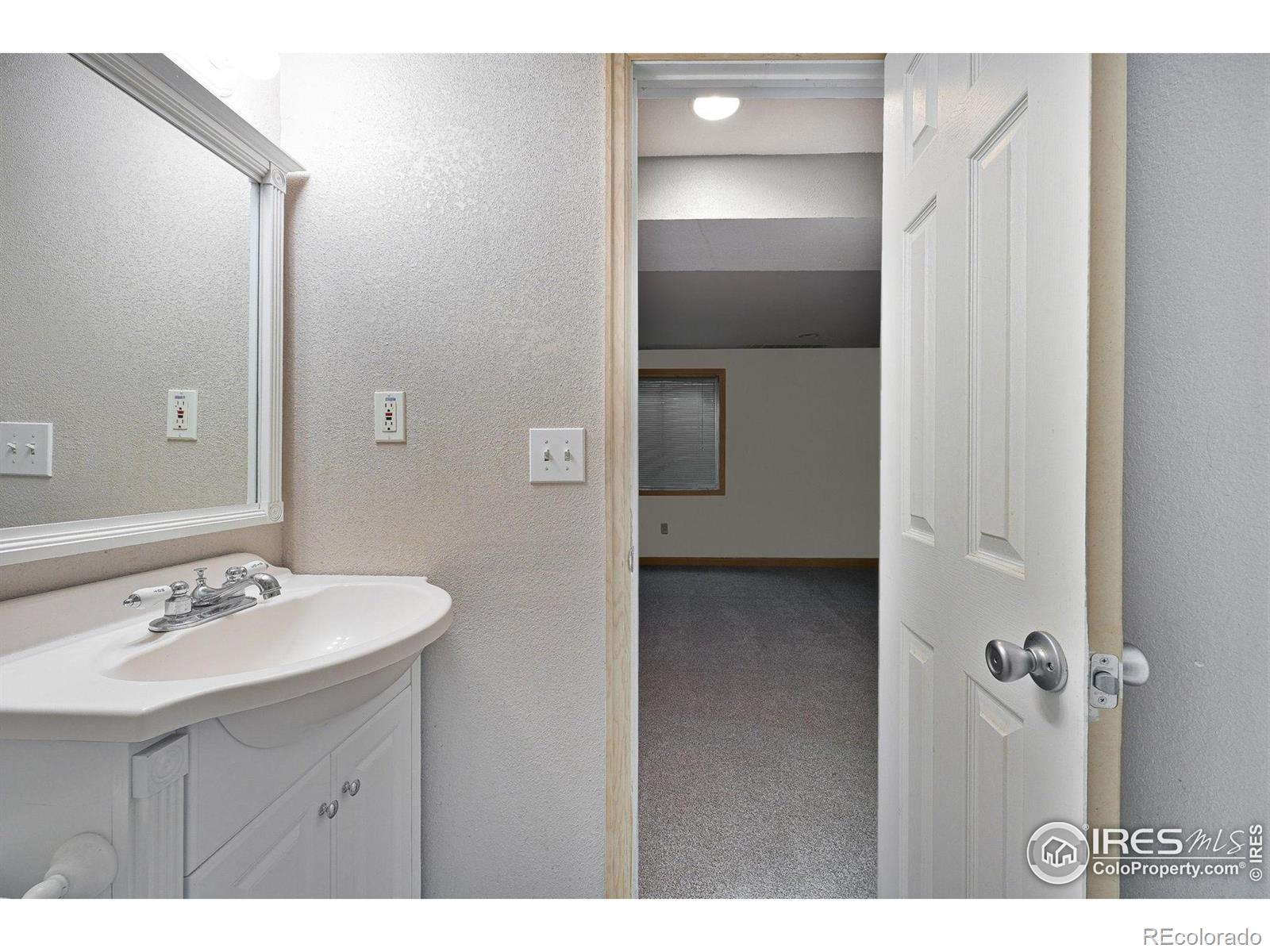MLS Image #28 for 3593 s gibralter circle,aurora, Colorado