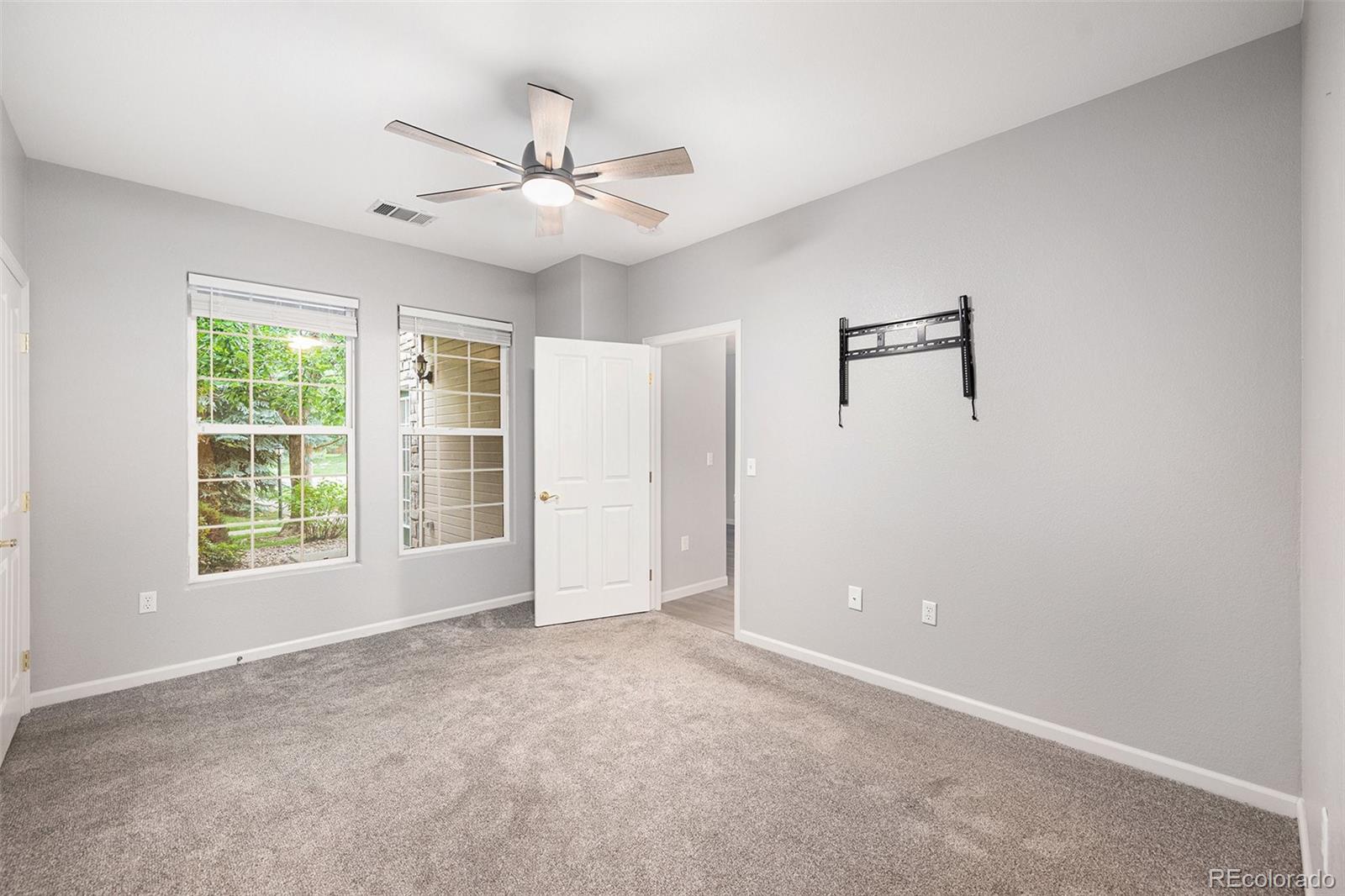 MLS Image #13 for 3952 s carson street,aurora, Colorado