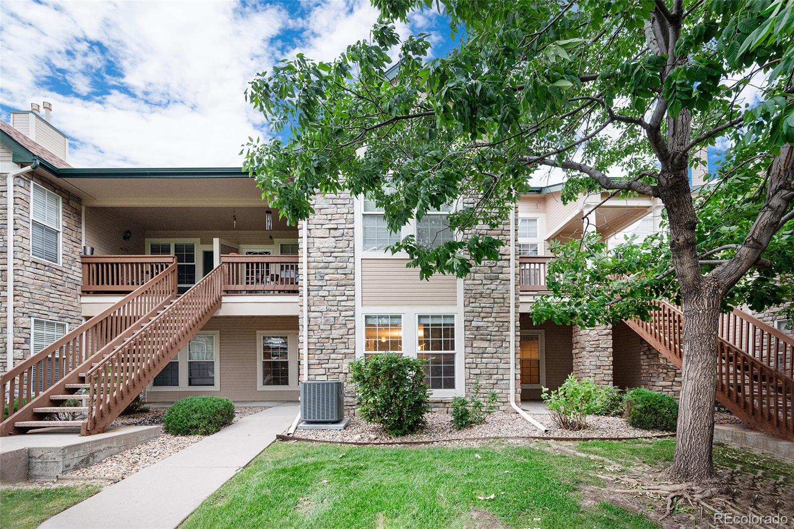 MLS Image #2 for 3952 s carson street,aurora, Colorado