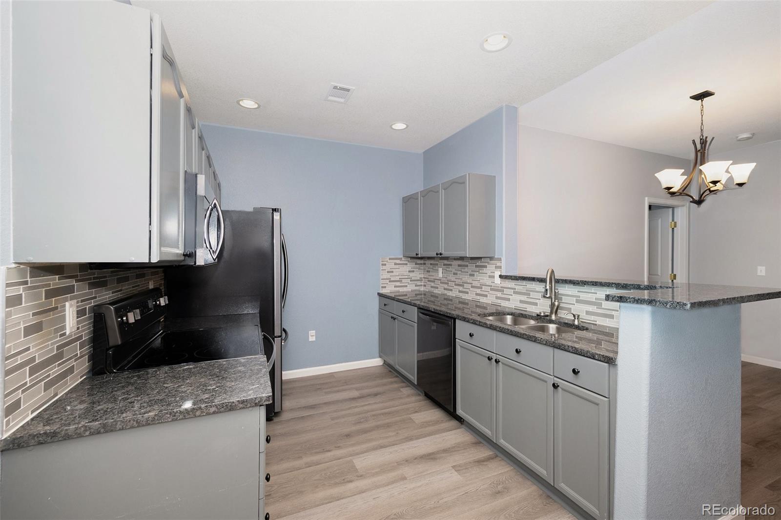 MLS Image #8 for 3952 s carson street,aurora, Colorado