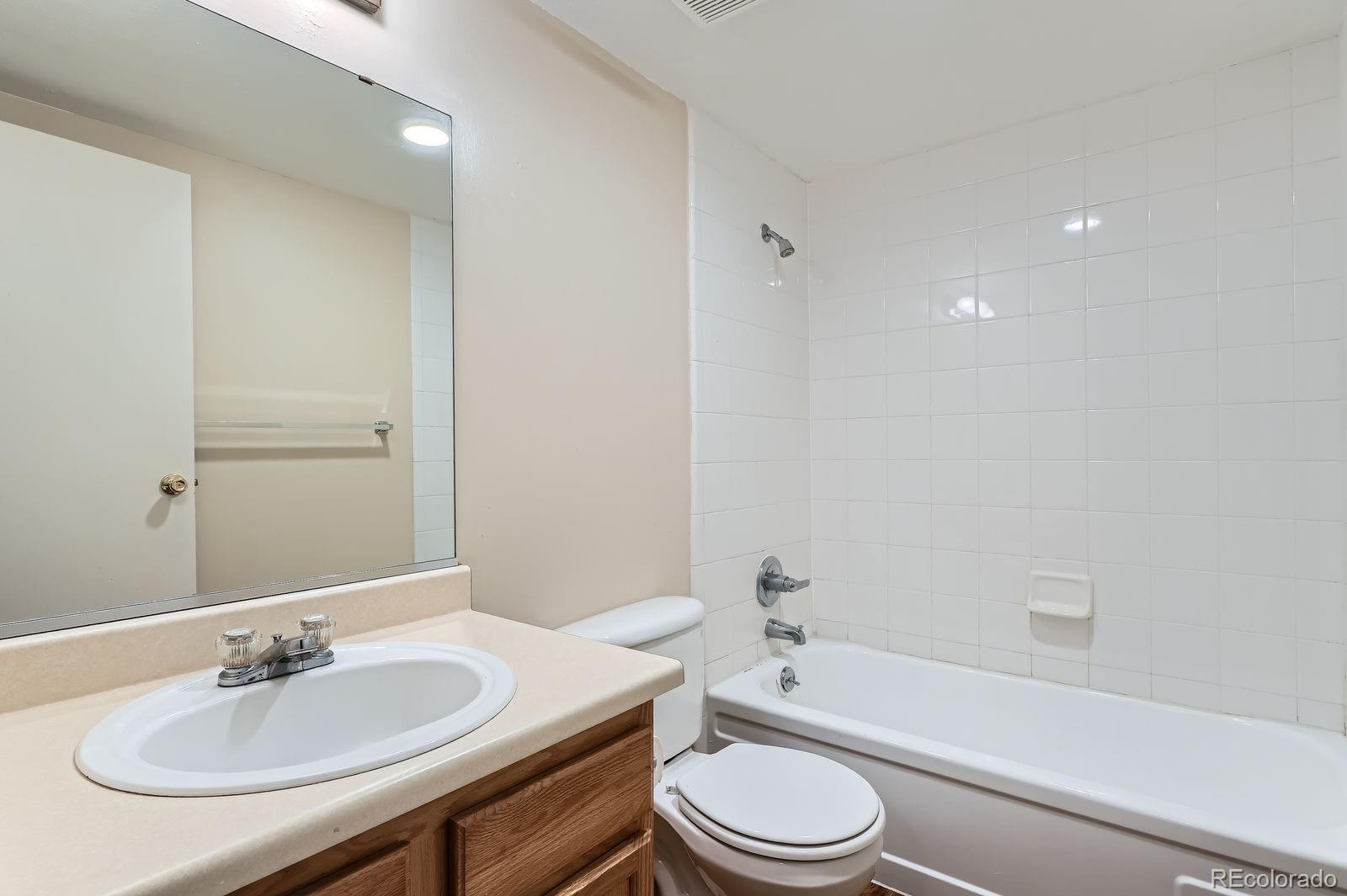 MLS Image #5 for 2225  buchtel boulevard,denver, Colorado