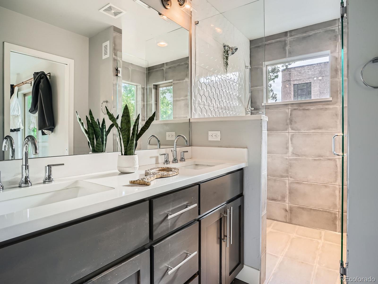 MLS Image #17 for 4535  stuart street,denver, Colorado
