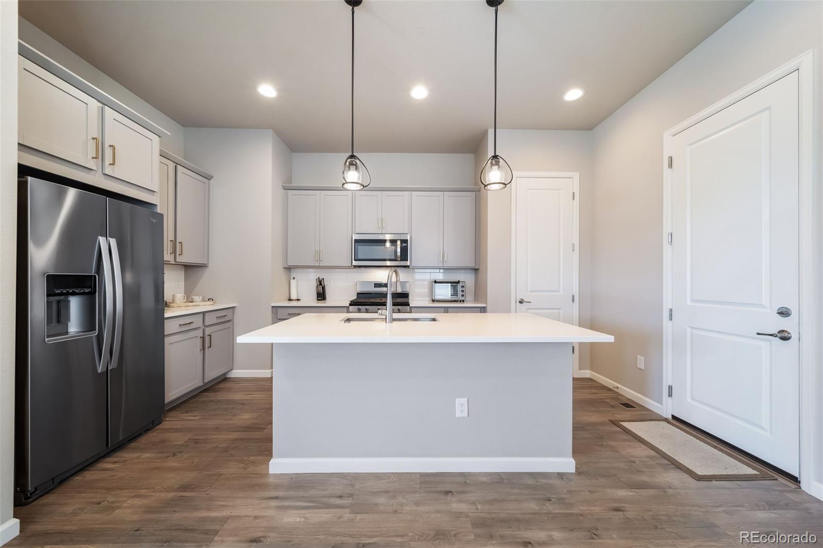 MLS Image #10 for 195  silver rock trail,castle rock, Colorado