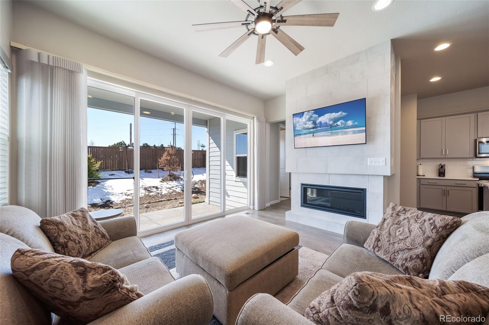 MLS Image #18 for 195  silver rock trail,castle rock, Colorado