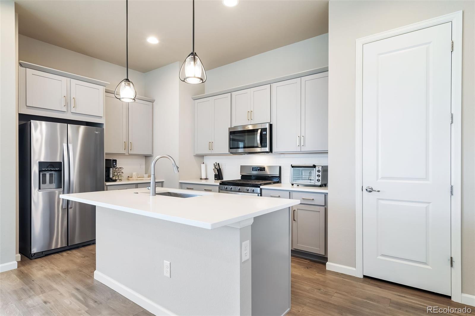 MLS Image #9 for 195  silver rock trail,castle rock, Colorado